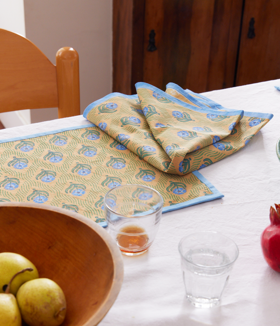 Cumin Carnations Placemat